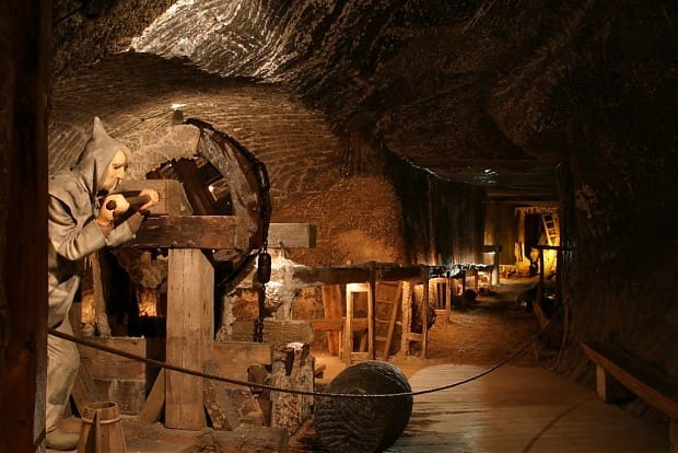 From Kraków: Wieliczka Salt Mine Guided Tour with Transport - Riding the Original Lift Back Up: What Can Slow You Down