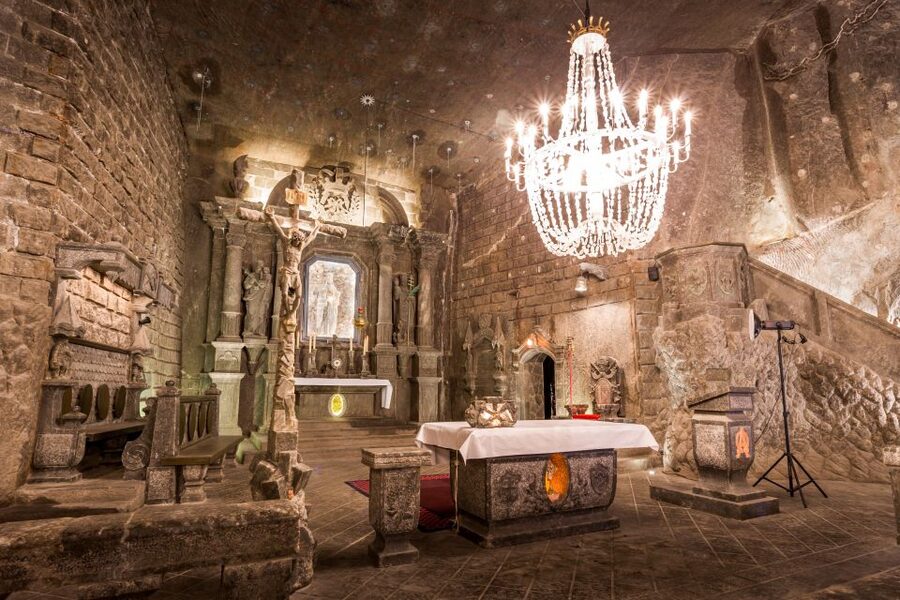 From Krakow: Wieliczka Salt Mine Half-Day Guided Tour - Salt sculpture and the Chapel of the Blessed Kinga: the must-see payoff