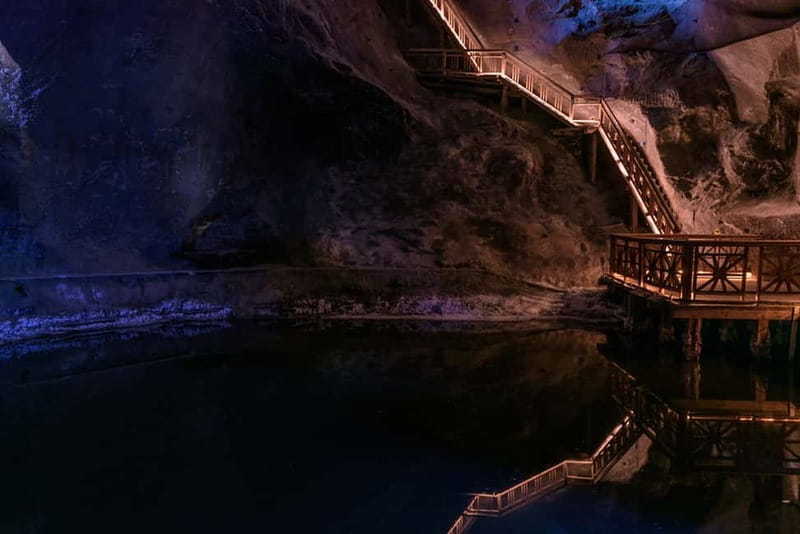 From Krakow: Wieliczka Salt Mine Tour & Hotel Pickup - The guide in English: what you’re really paying for