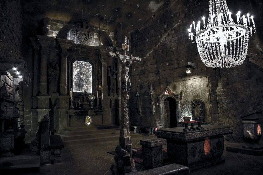 From Krakow: Wieliczka Salt Mine Tour with Hotel Pickup - The Descent: 378 Steps First, Then 140 Meters Deeper