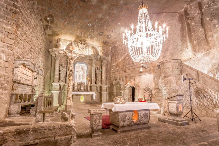From Krakow: Wieliczka Salt Mine Tour with Hotel Pickup - Photo Rules and Quiet Survival Tips