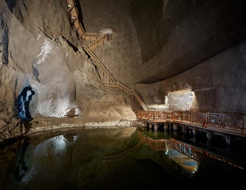 From Krakow: Wieliczka Salt Mine Tour With Private Car - 700 steps, 14–17°C, and what the descent really means