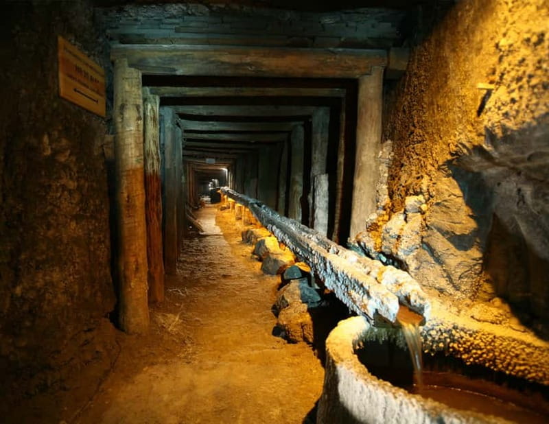 From Krakow: Wieliczka Salt Mine Tour With Private Car - Kraków pickup and the 45-minute transfer that sets the pace