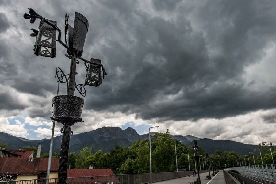 From Krakow: Zakopane and Dunajec River Rafting Tour - From Krakow Pickup to a 12-Hour Mountain Day