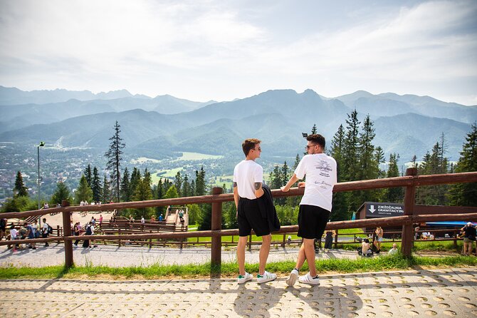 From Krakow: Zakopane Day Trip with Cable Car & Hotel Pickup - Gubałówka cable car to 1126 m: when the photos get serious