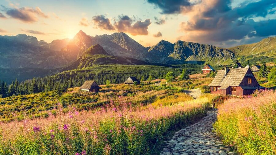 From Krakow: Zakopane Day Trip with Funicular & Food Tasting - Price and value: what $103 buys you (and what it doesn’t)