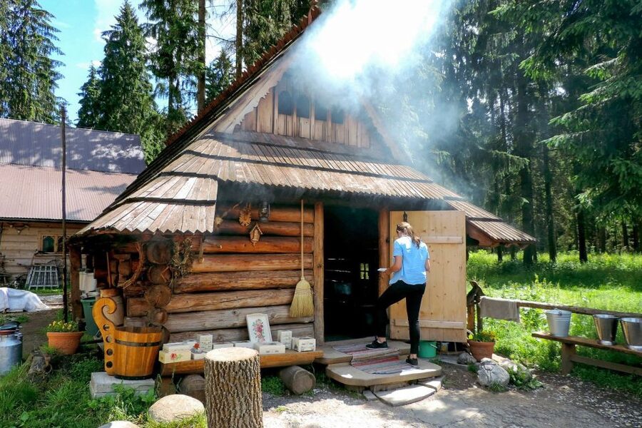 From Krakow: Zakopane Tour with Gubalowka Funicular & Museum - Krakow to Zakopane: the Tatra road trip that sets the mood
