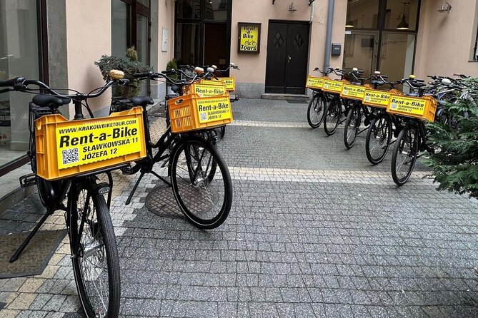 Full Bike Tour - the Old Town, Jewish Qtr & the Ghetto NEW BIKES - Key highlights worth your time