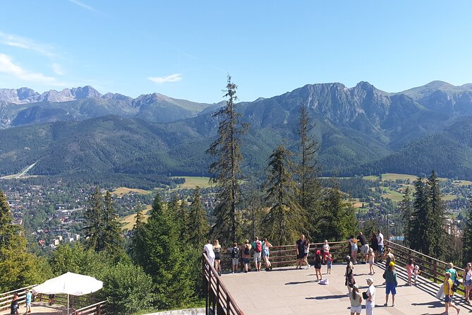 Full-Day Dunajec Rafting and Zakopane Tour from Krakow - Tatras Mountains stop: making time for the scenery at ground level