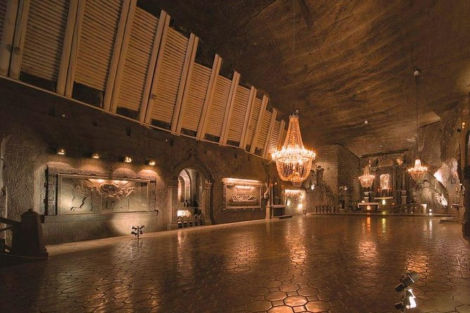 Full-Day Tour of Auschwitz and Wieliczka Salt Mine from Krakow - Auschwitz and Salt Mine in One Day: The Real Feel of This Tour