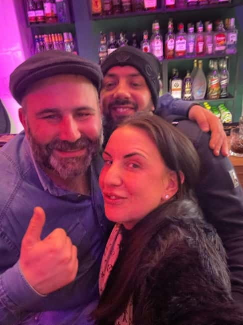 Fun Explorers Pub Crawl with free welcome shots and free ent - Arthur/Arto and the Multilingual Host Factor