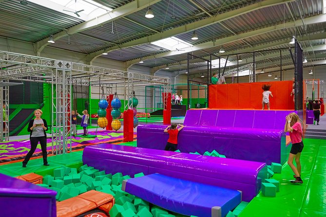 GOjump MEGAPARK Kraków-Sikorki - 1 hour Trampoline Park ticket - What the first 10–15 minutes feel like
