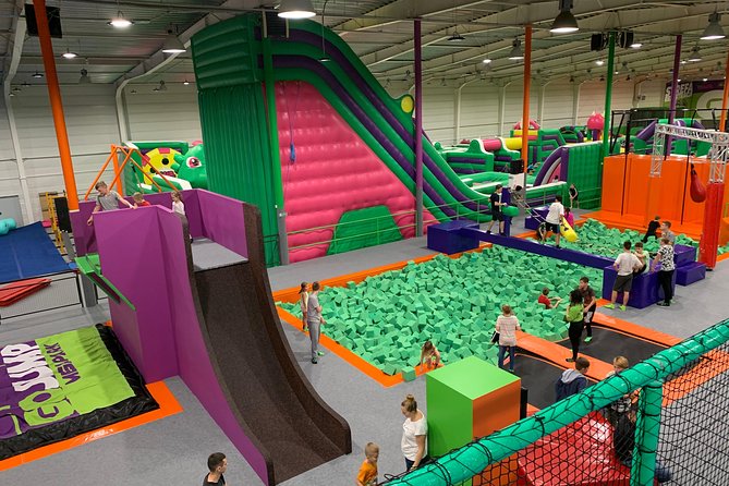 GOjump MEGAPARK Kraków-Sikorki - 1 hour Trampoline Park ticket - The core experience: 15 attractions in one 1-hour session