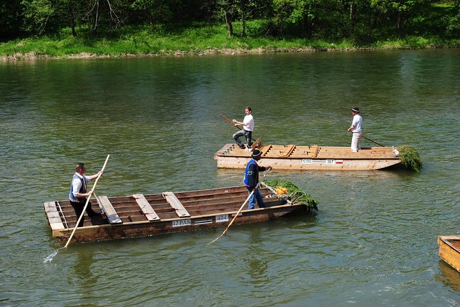 Half-Day Dunajec River Rafting tour from Krakow - The Dunajec River Gorge Paddle: 18km From Sromowce to Szczawnica