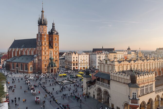 Historic Krakow : Old Town & Wawel Castle Walking tour - Key Highlights Worth Planning For