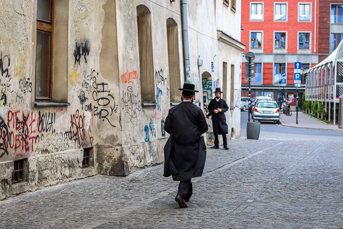 Jewish Krakow Walking Tour - Plac Bohaterów Getta: The Ghetto Main Square Gets the Time It Deserves