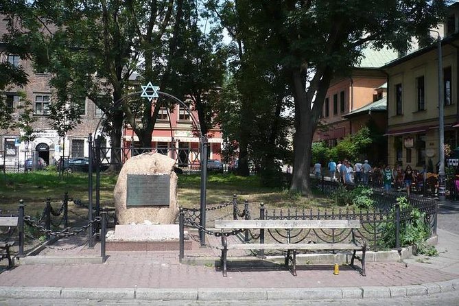 Jewish Quarter, Oskar Schindler's sites and Kraków under Nazi occupation - A private van turns “getting there” into part of the experience