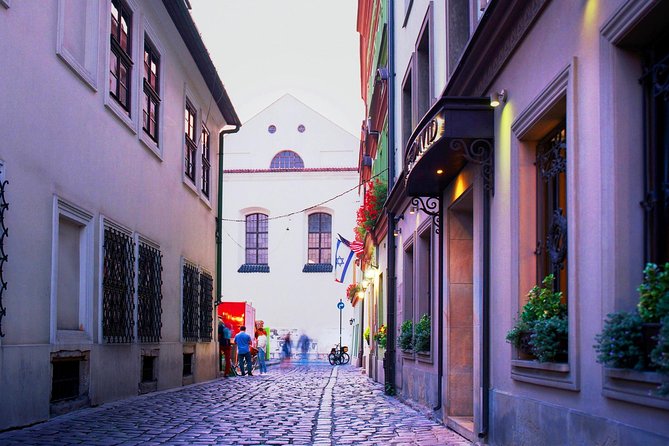 Kazimierz, Jewish Ghetto, Schindler's List story - Golf Cart Tour - Fabryka Emalia Oskara Schindlera: The Factory Area Stop You Can Extend