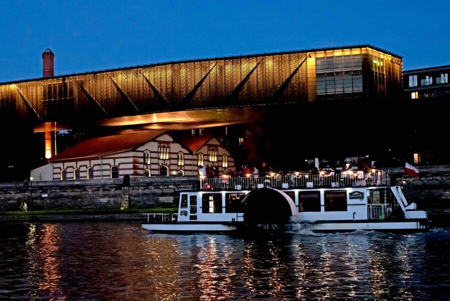 Krakow: 1-Hour Evening Vistula River Cruise - Should you book this Krakow evening cruise?