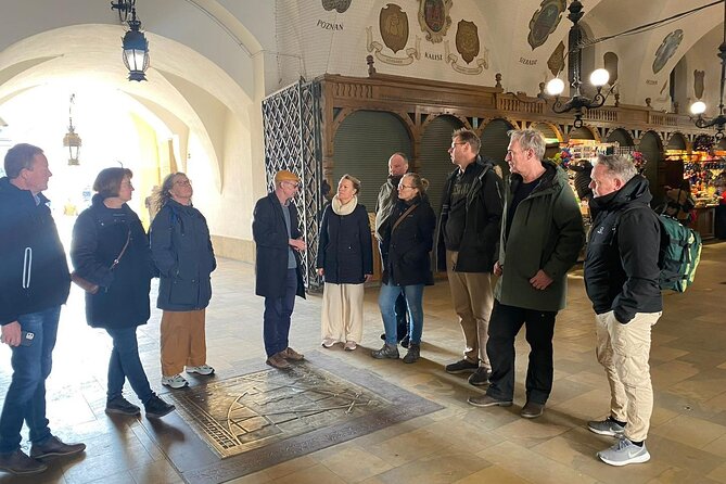 Krakow: 2 Hour Walking Tour in Jewish Quarter - Film-Era Memory: Schindler’s List Passage in Context