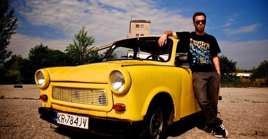 Krakow: 3.5-Hour Communism Deluxe Tour by Trabant - Lunch and vodka in an old-fashioned Communist restaurant stop