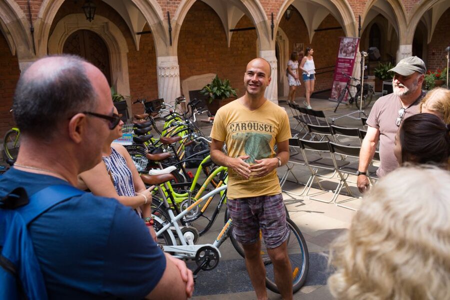 Krakow: 3-Hour Small Group Tour on E-Bike - What you really get from the Krakow e-bike format