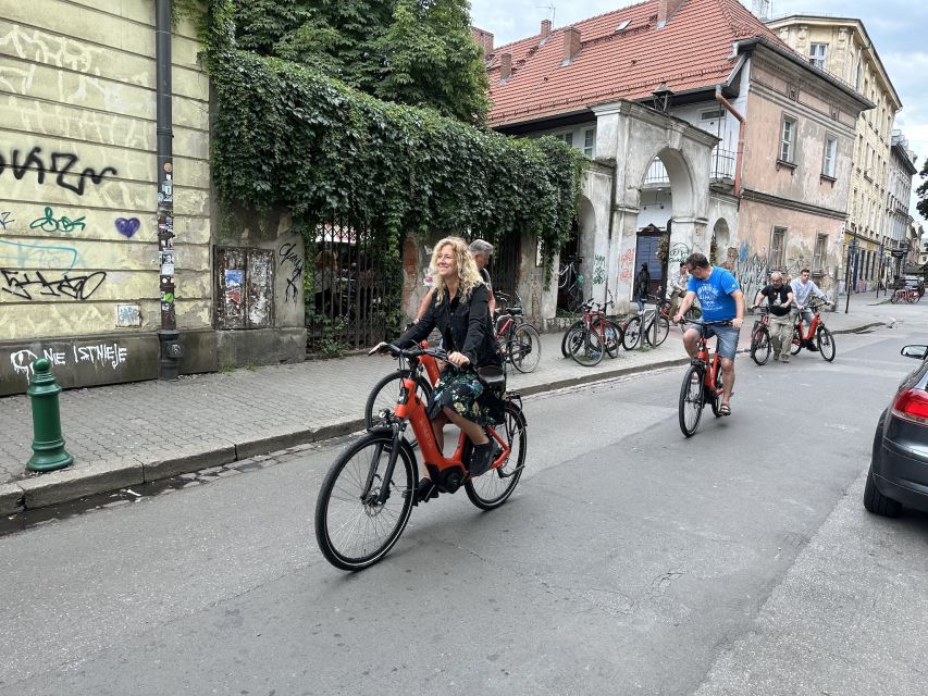 Krakow: 3-Hour Small Group Tour on E-Bike - Starting at Sławkowska 11 and learning the e-bike basics