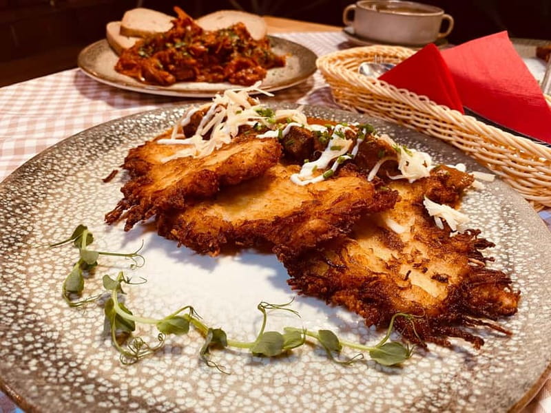 Krakow: 6-Course Full Polish Food Tour with Vodka Tasting - Zurek and Bigos: The Tangy and the Hearty