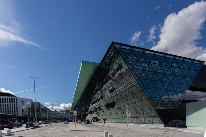 Krakow Airport Exclusive Transfers VIP Service - From Balice Airport to Kraków: What This Transfer Really Delivers