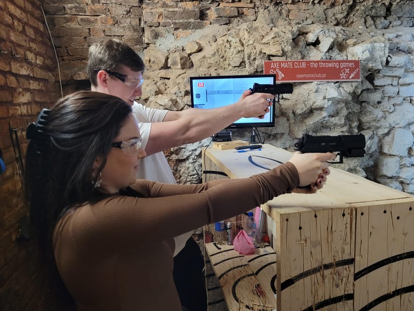 Krakow: Axe Mate Club Shooting Range Entry Ticket - Safety First: Stance Coaching That Makes Aiming Make Sense