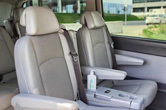 Krakow Balice Airport Transfer - Licensing and professionalism: the practical side of “reliable”