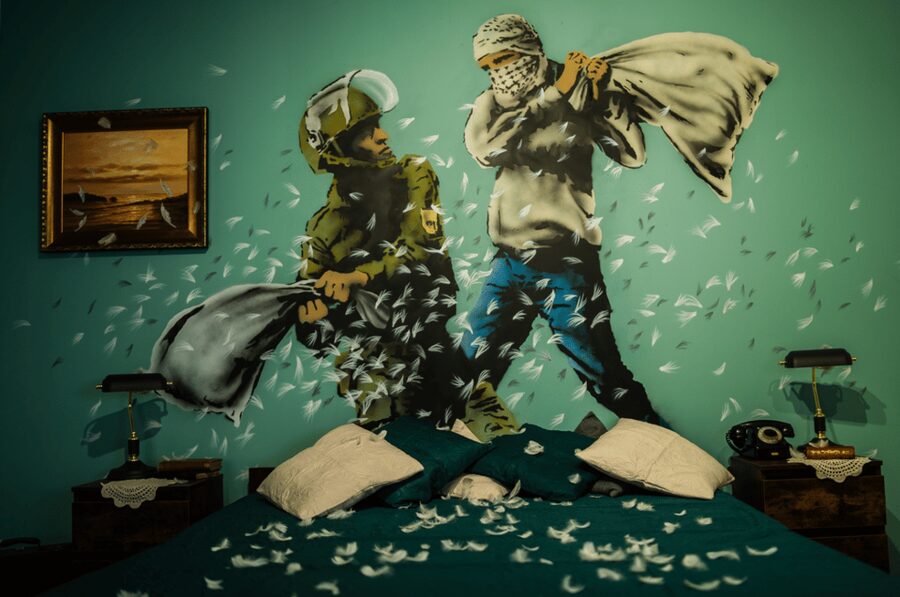 Krakow: Banksy Museum Entrance Ticket - Your self-guided visit: how the route feels in real time