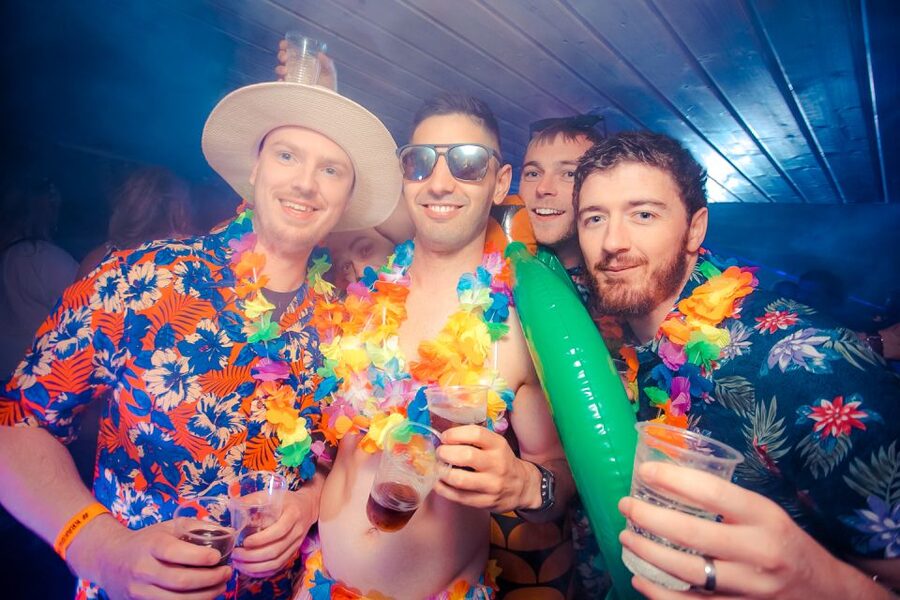 Krakow: Boat Party with Unlimited Drinks - After the boat: VIP club stops and what each phase is for