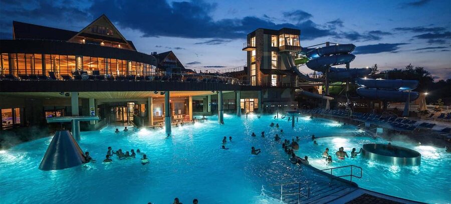 Krakow: Chocholowskie Thermal Baths Evening Ticket - A Krakow evening that feels like a mini escape