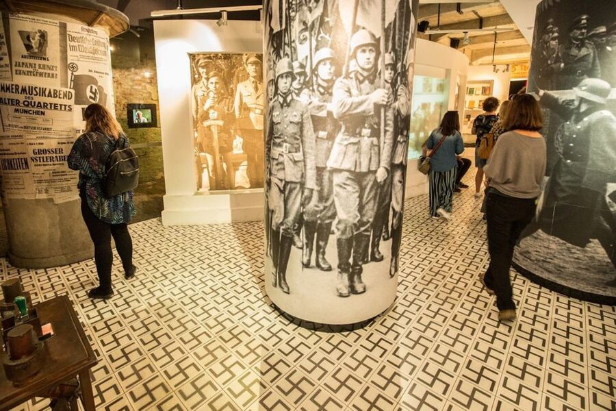 Krakow: City Golf Cart Tour and Schindler's Factory Museum - Riding Krakow’s Streets by Heated Golf Cart (and Why It Works)