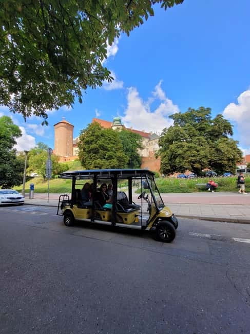 Krakow: City Sightseeing Tour by Electric Buggy Golf Cart - Getting your bearings in medieval Krakow (and where kings used to rule)
