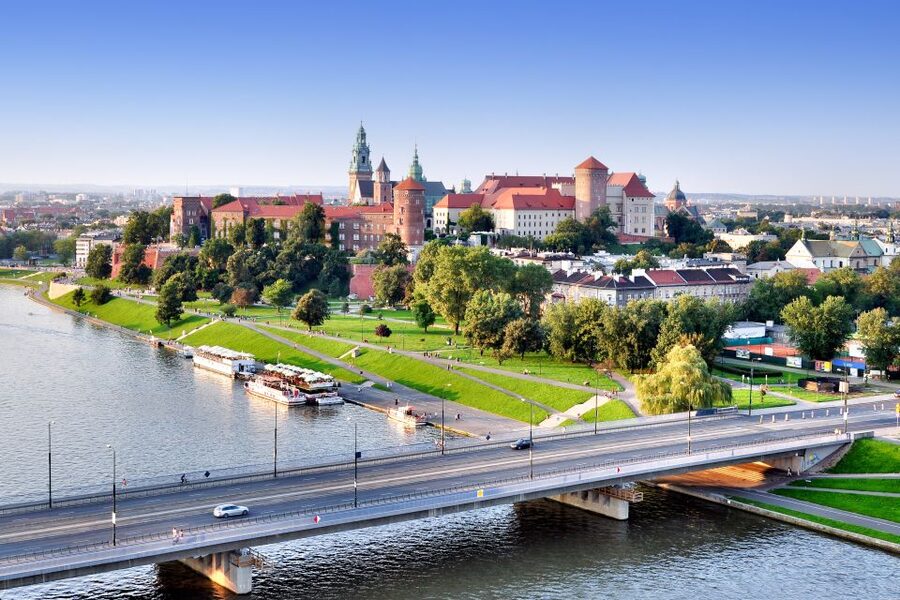 Krakow: City Sightseeing Tour by Electric Golf Cart - Old Town Highlights: Wawel Castle, Barbican, and the Vistula