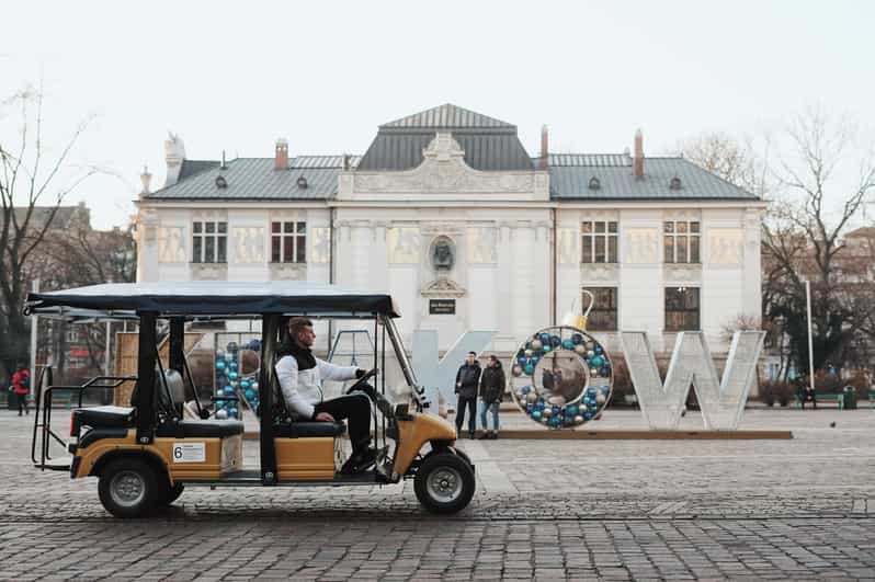 Krakow: City Sightseeing Tour by Golf Cart - Wawel Castle area views without the full commitment