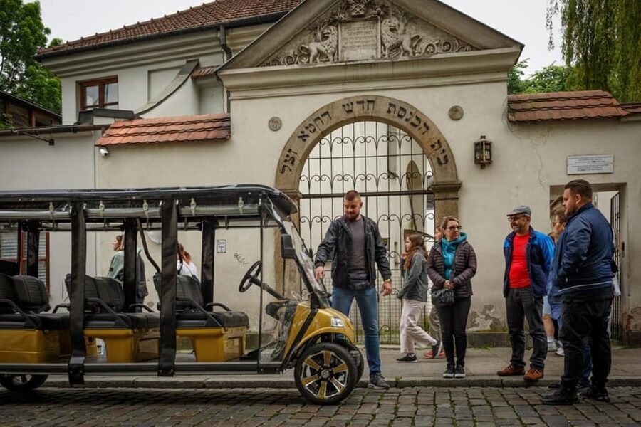 Krakow: City Sightseeing Tour by Shared or Private Golf Cart - The Route: From Planty Park to Podgórze’s Ghetto-Era Sites