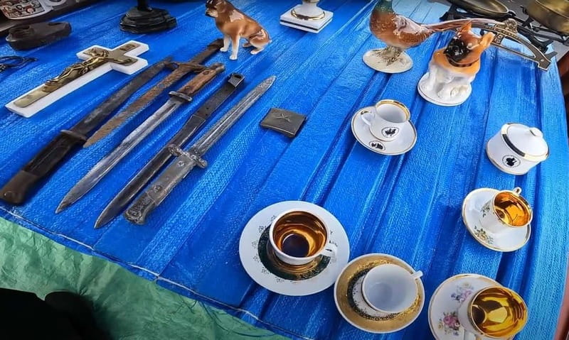 ☆★☆️Kraków☆★☆ Communist▫Flea▫Market▫Tour+Collectors⚡Boost️⚡ - Why this Kraków flea market tour feels different