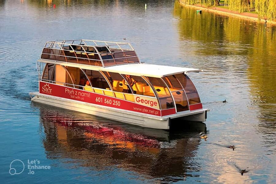 Krakow: Day or Night Vistula River Cruise with Audio Guide - Day vs Night on the Vistula: Pick Your Mood