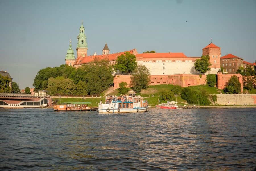 Krakow: Early Bird Vistula River Sightseeing Cruise - Key things I’d plan around