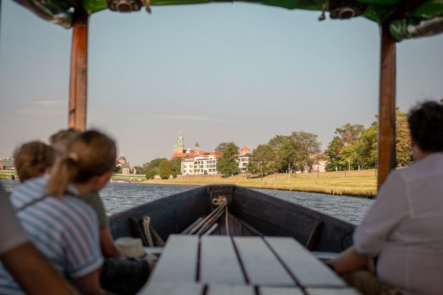 Krakow: Early Bird Vistula River Sightseeing Cruise - Kapitan Victor Pier: finding your boat fast by Wawel