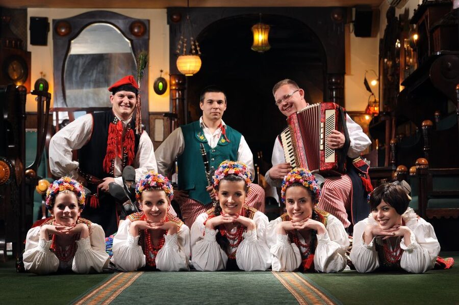 Krakow: Folk Show & 3-Course Dinner at Jama Michalika Café - Key highlights I think are worth your attention