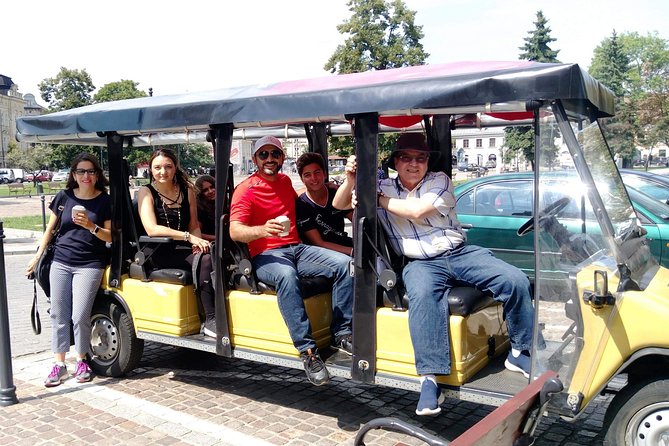 Krakow: Guided City Tour by Golf Buggy (with hotel pickup) - Stop 2: Wawel Royal Castle area in a quick, high-impact pass