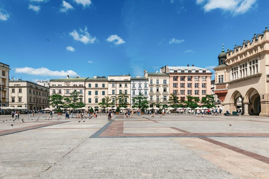 Krakow: Guided E-Scooter City Tour with Food Tastings - Ghetto Heroes Square and Podgórze: Food Stops With Real Context