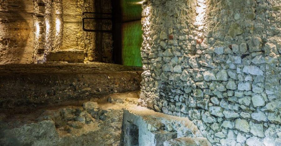 Krakow: Guided Tour of Rynek Underground - Meeting Your Guide and Skipping the Line at Krakow’s Museum Entrance