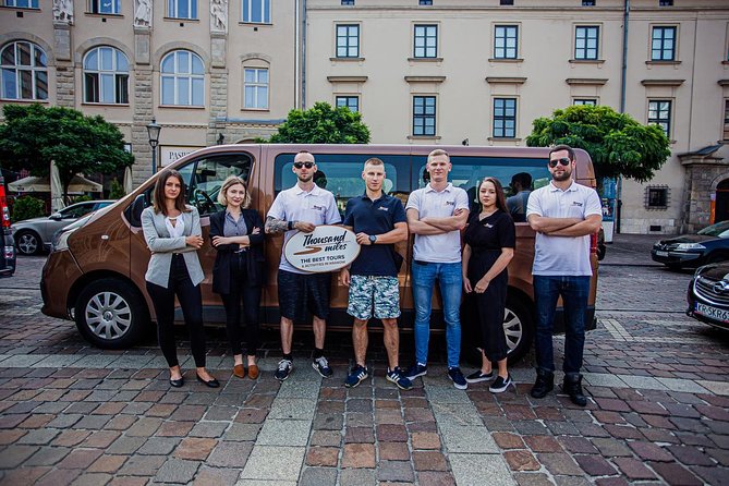 Krakow: Guided Tour of Wawel Castle & Cathedral - Wawel Cathedral: coronations, chapels, bell views, and the Sigismund Bell