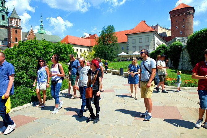 Krakow Guided Tour to Iconic Polish Royal Residence Wawel Castle - Why Wawel Castle Is the Center of Krakow