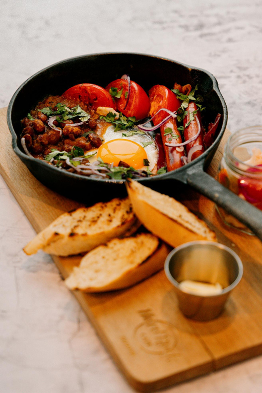 Krakow: Hard Rock Cafe Breakfast - Timing and how to fit it into a Krakow morning